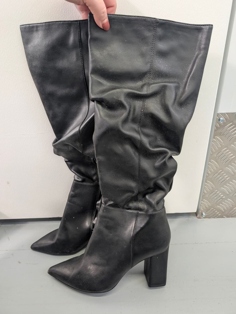 SureStore Bury Storage Facility auction IB-6490 31