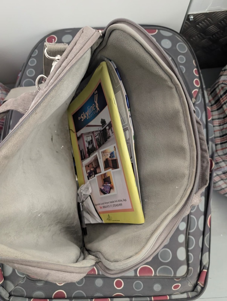 SureStore Bury Storage Unit auction IB-6490 32