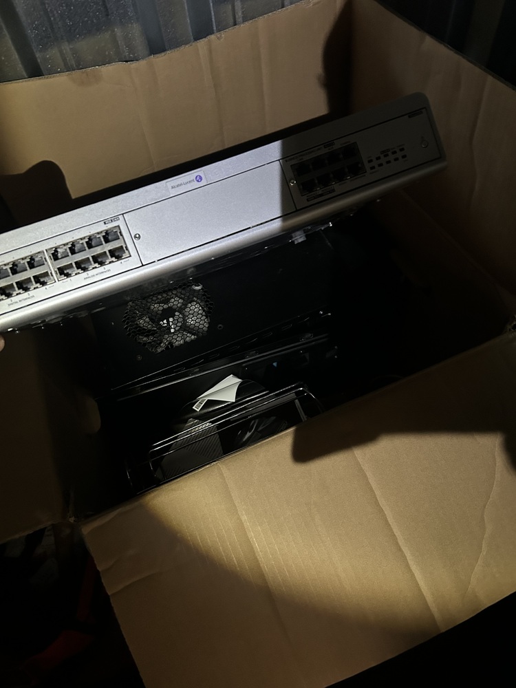 Halifax Self storage unit auction IB-7390