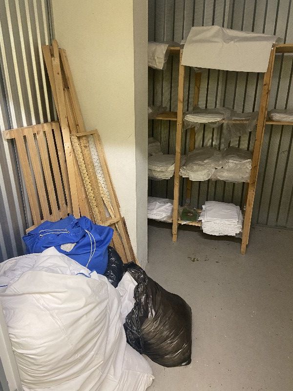 iBidOnStorage.co.uk Access Self Storage Auction 16595327243665