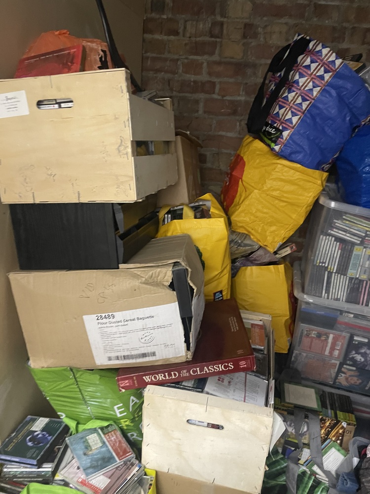 Battersea Park Storage auction IB-5417