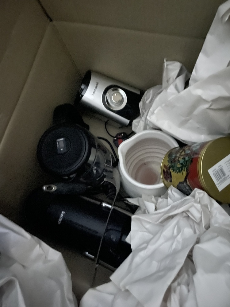 Chiswick Storage Unit auction IB-5032