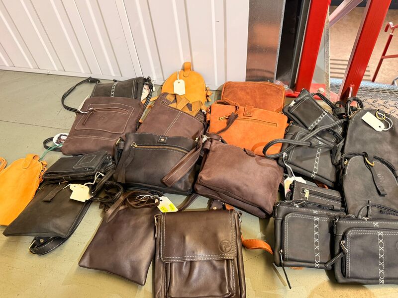 Selby storage facility unit auction IB-4054 26