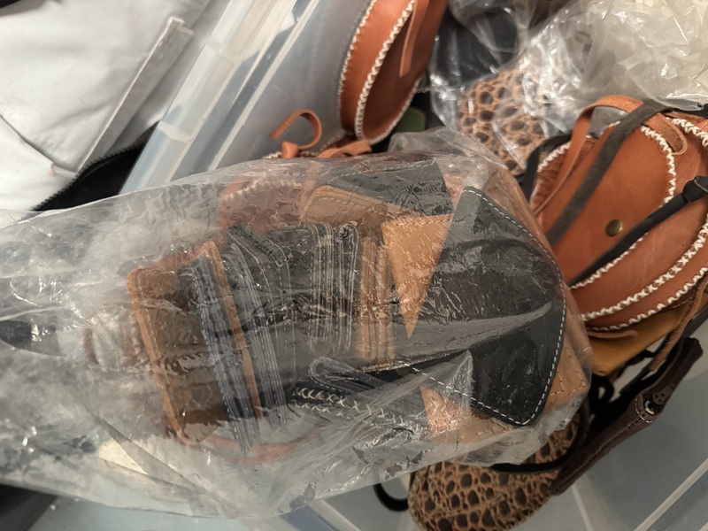 Selby Storage Unit auction IB-4054 92