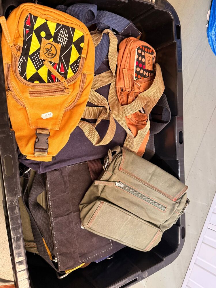 Selby Storage Unit auction IB-4054 102