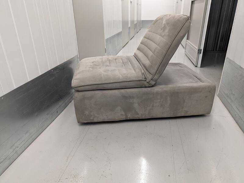 Wednesbury Storage auction IB-7337 10