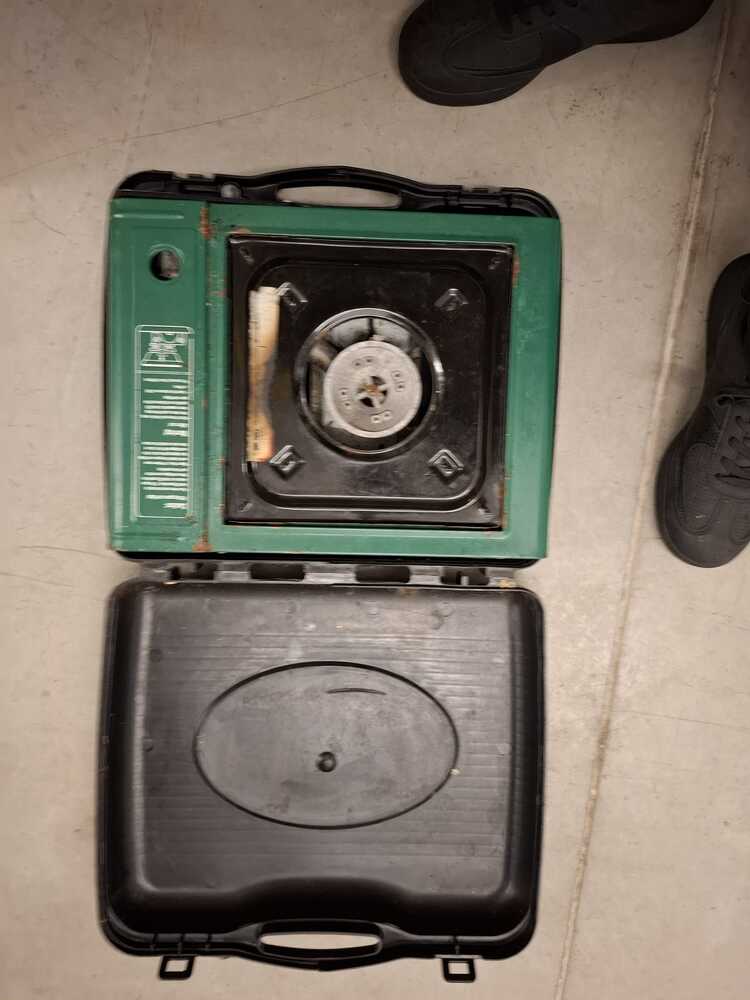 BURNLEY Storage auction IB-4054