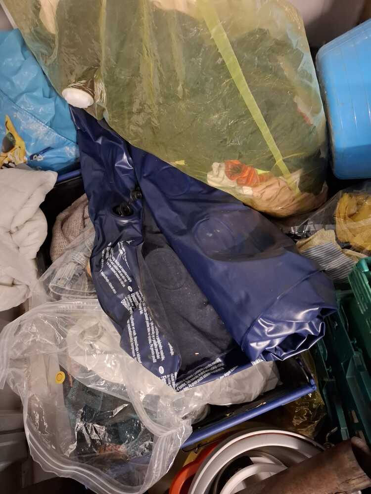 BURNLEY Storage auction IB-4054 10