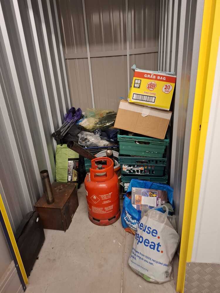 BURNLEY Storage auction IB-4054 10