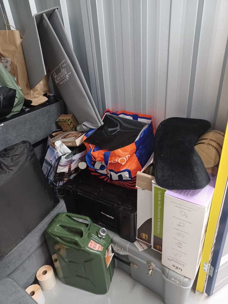 LIVERPOOL Self storage facility auction IB-8242