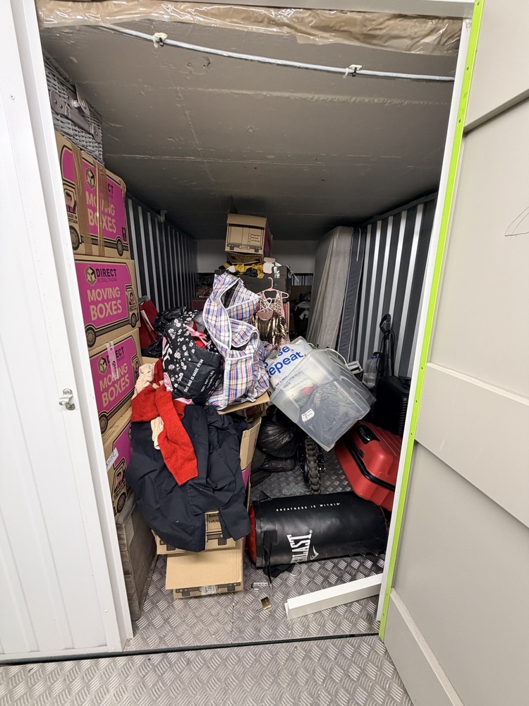 StorageMart Brighton (Crowhurst Rd) Storage auction IB-1680