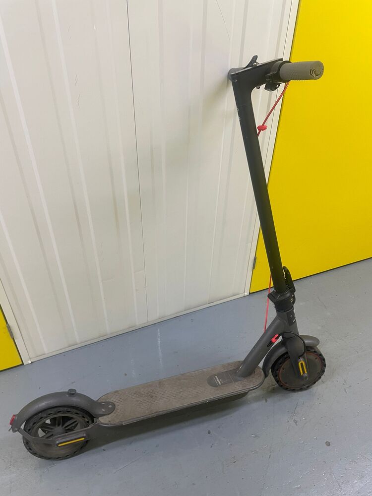 Bolton North Self storage unit auction IB-4404