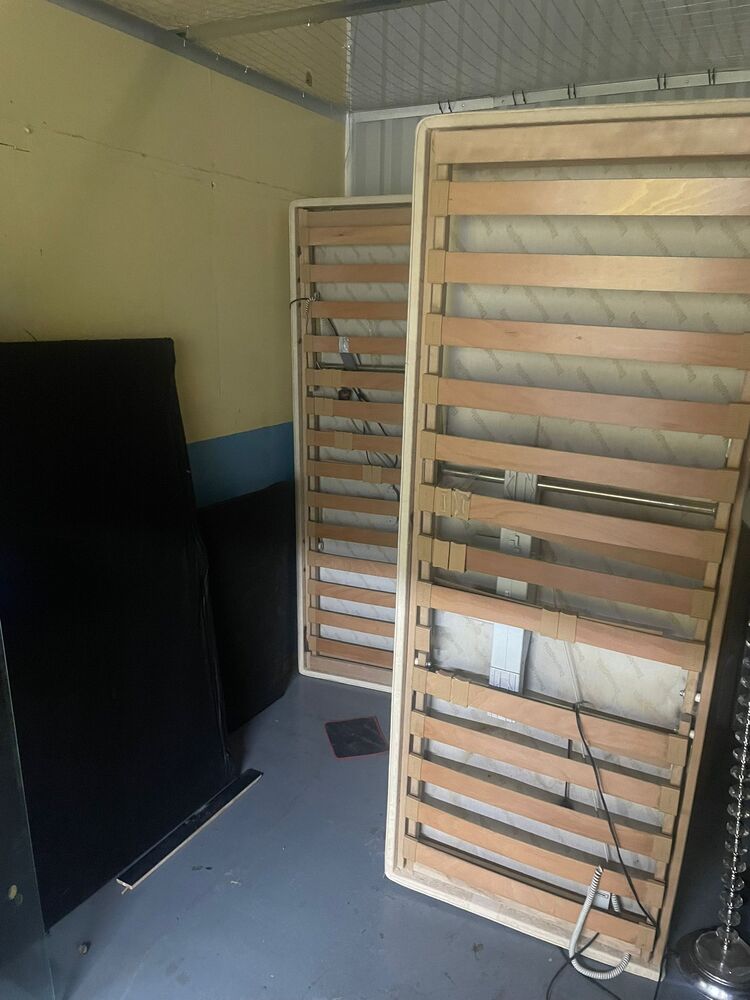 Bolton North Storage Unit auction IB-4404 12