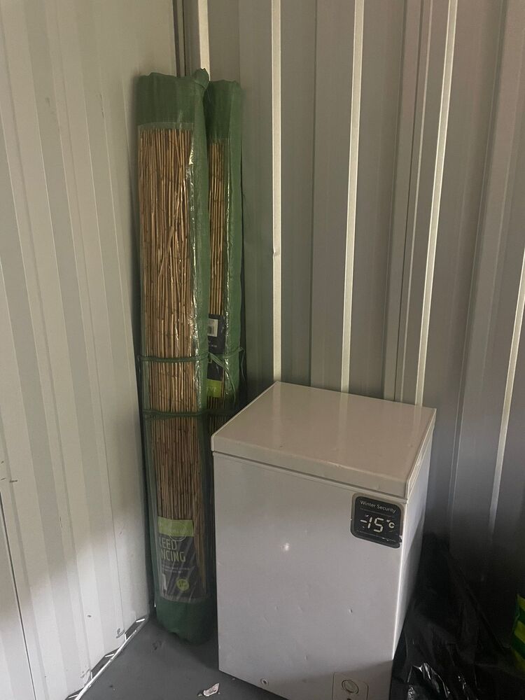 Bolton North Storage auction IB-4404 10