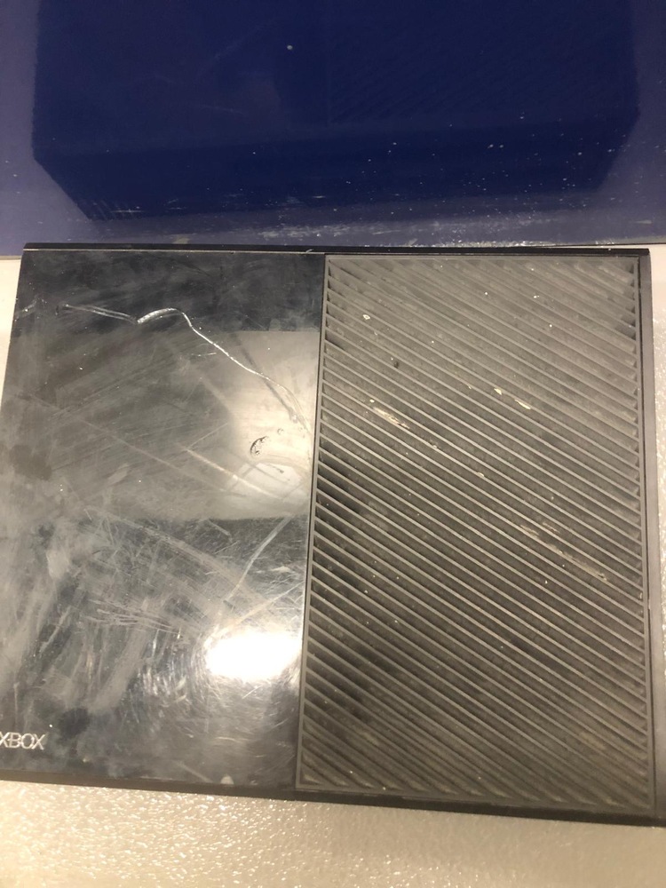 Crawley Storage Unit auction IB-8459 22