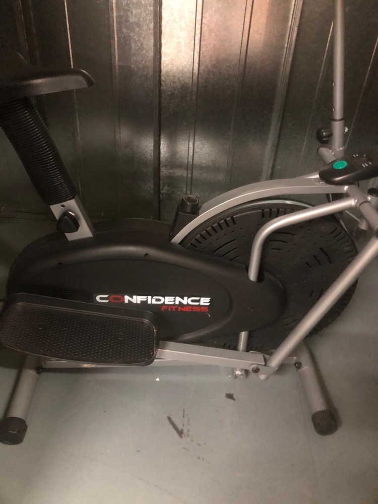 Croydon Self storage unit auction IB-2996 23