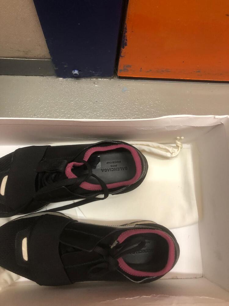 Swanley Storage Unit auction IB-5753 32