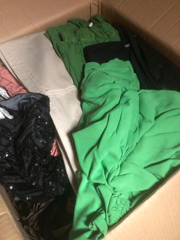 Swanley Storage Unit auction IB-5753 42