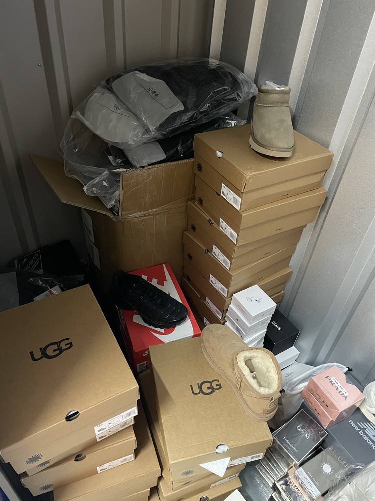 Acton Self storage unit auction IB-3070