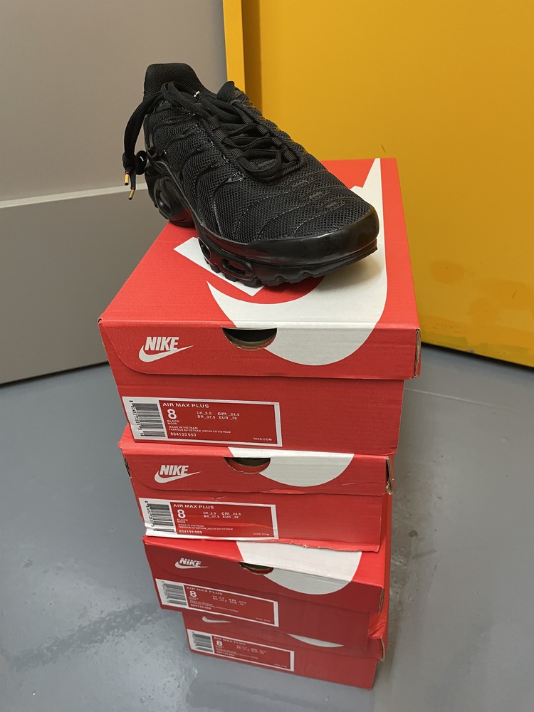 Acton Self storage auction IB-3070