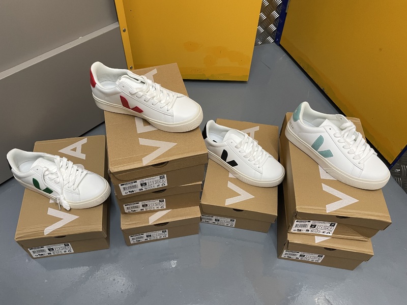 Acton storage facility unit auction IB-3070 16