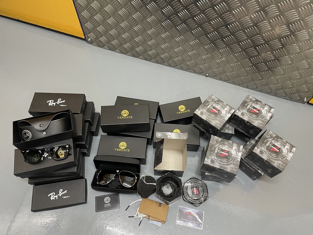 Acton Self storage unit auction IB-3070 23