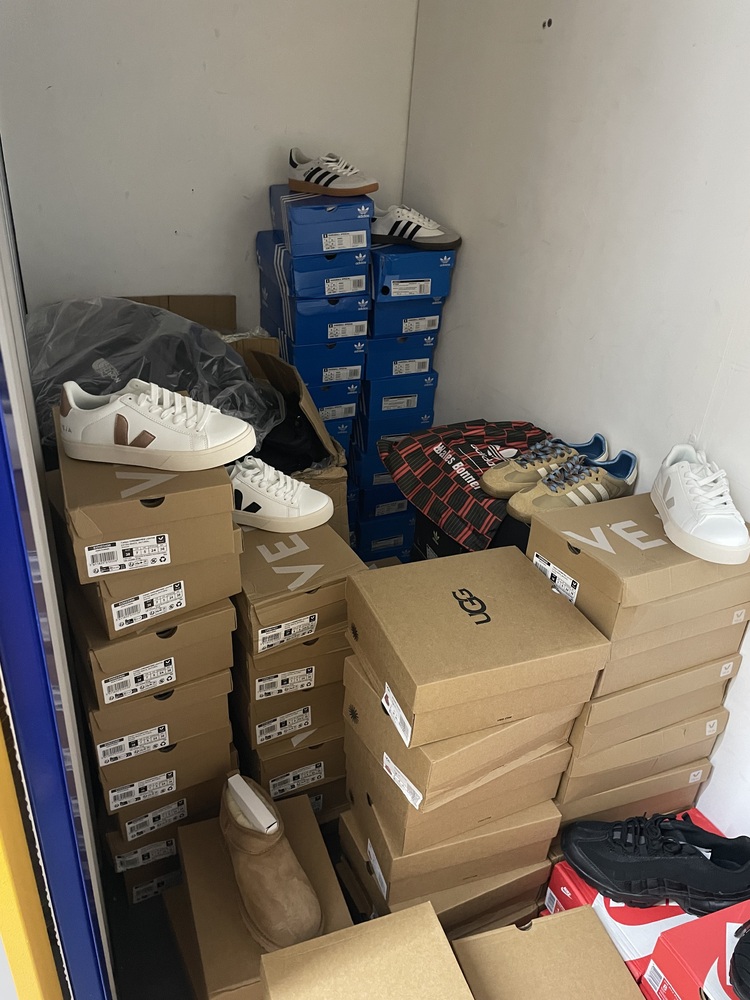 Acton Self storage unit auction IB-1171