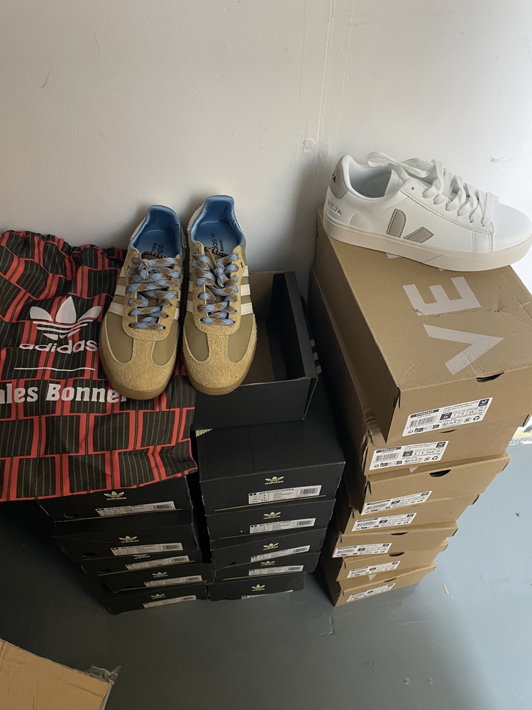 Acton Storage auction IB-1171 10