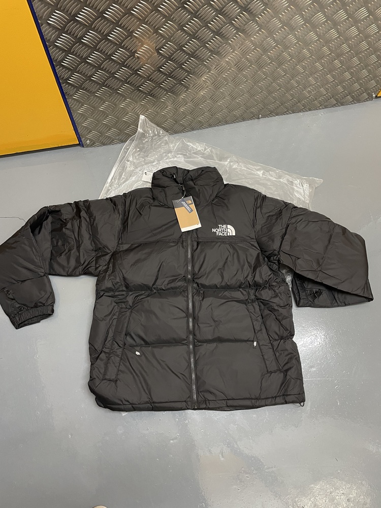 Acton Self storage unit auction IB-1171 13