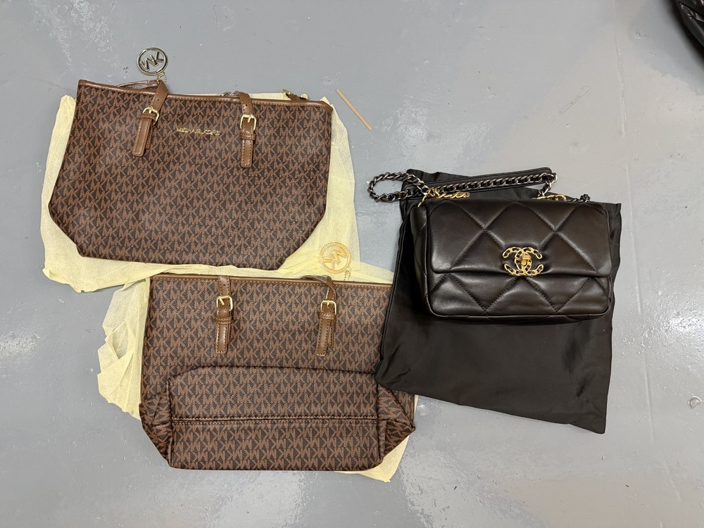 Acton Self storage auction IB-2617 34