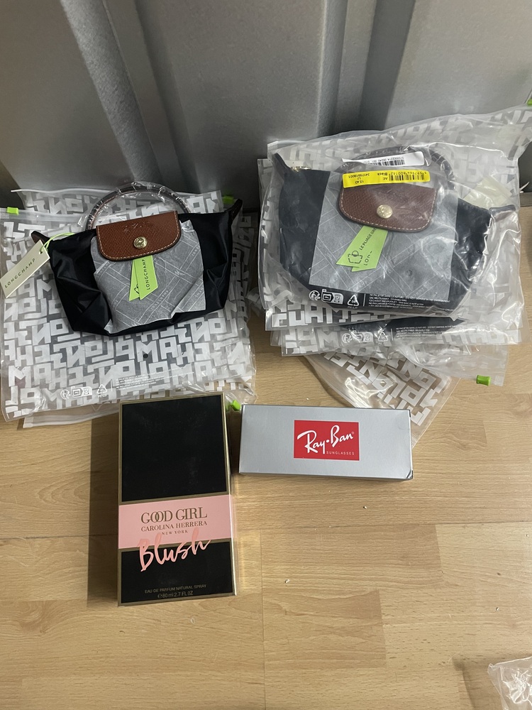 Acton storage facility unit auction IB-1156 26