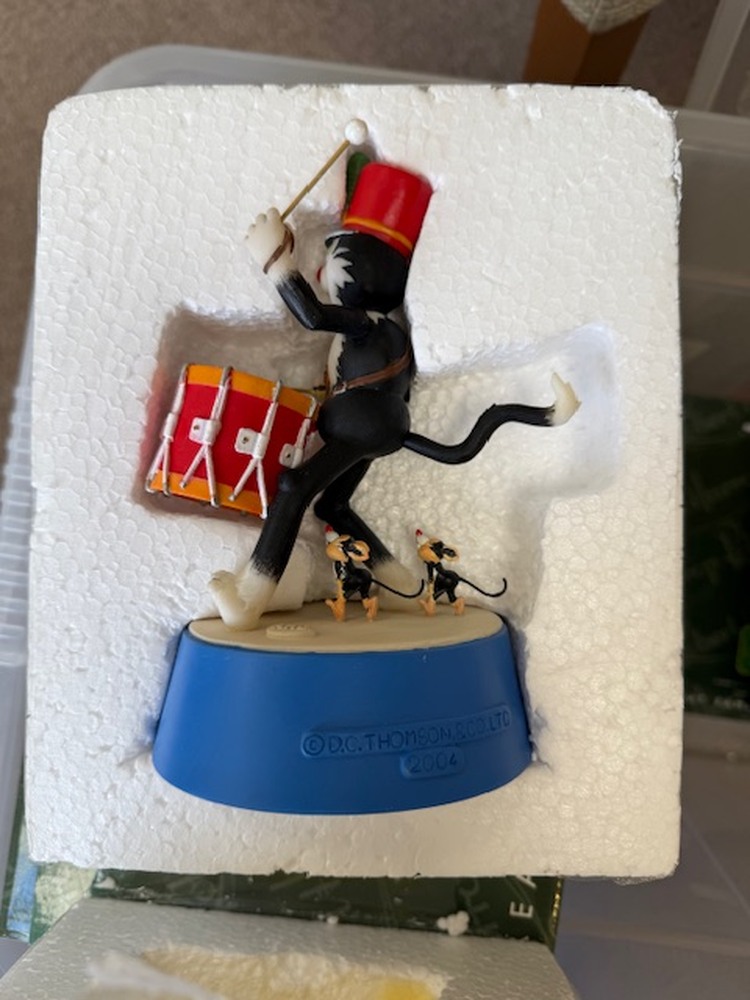 Unit 2 Storage auction IB-5657