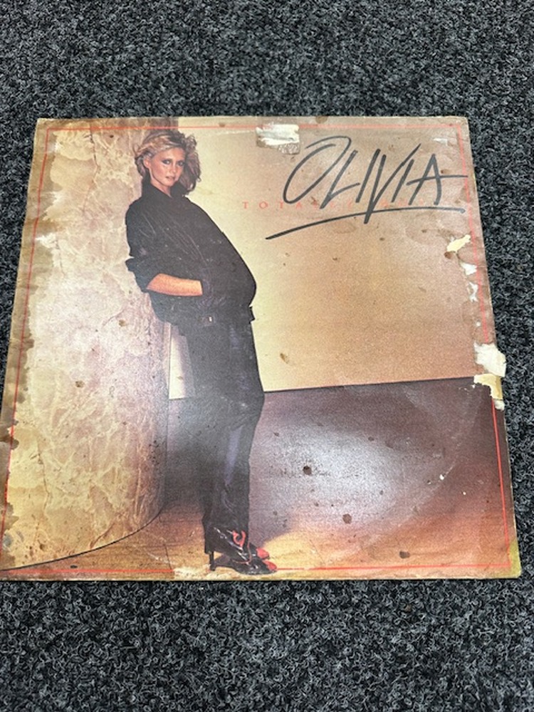 Unit 2 Self storage unit auction IB-9515