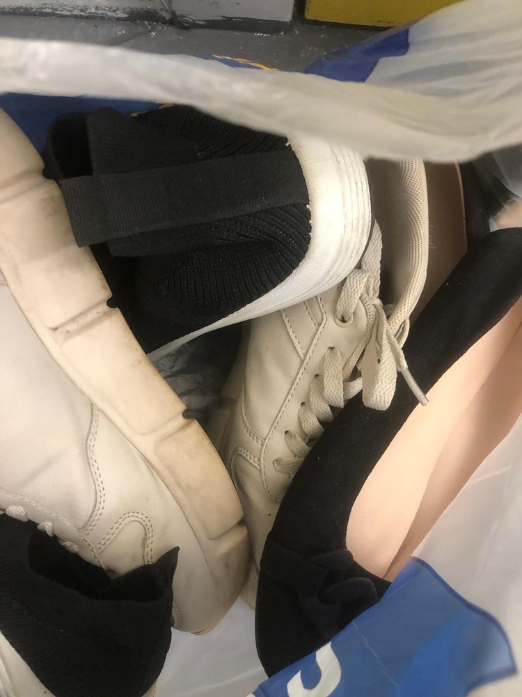 Crawley Self storage unit auction IB-9833 13