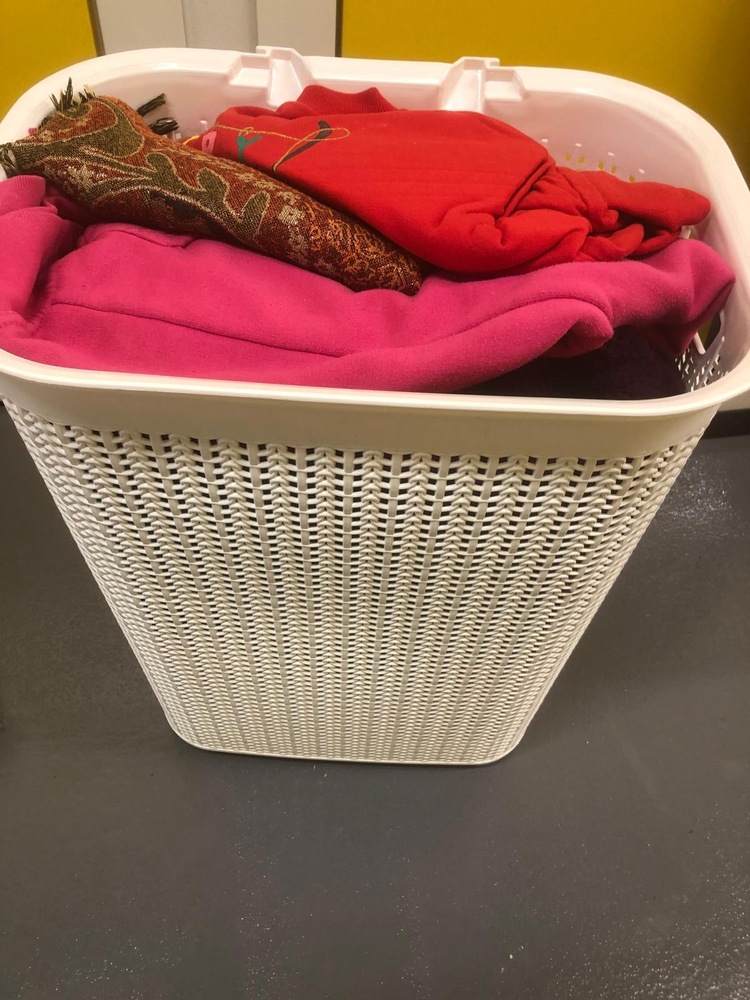 Crawley Self storage unit auction IB-9833 23