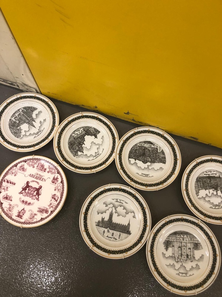 Crawley Storage Unit auction IB-9833 42