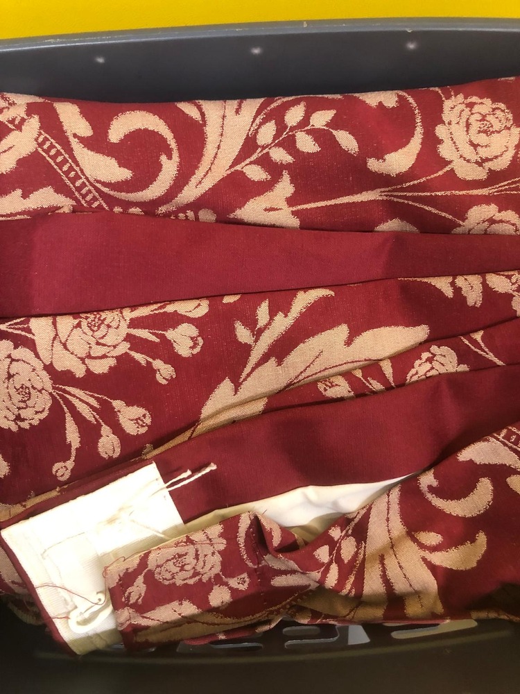 Crawley Storage Unit auction IB-9833 42