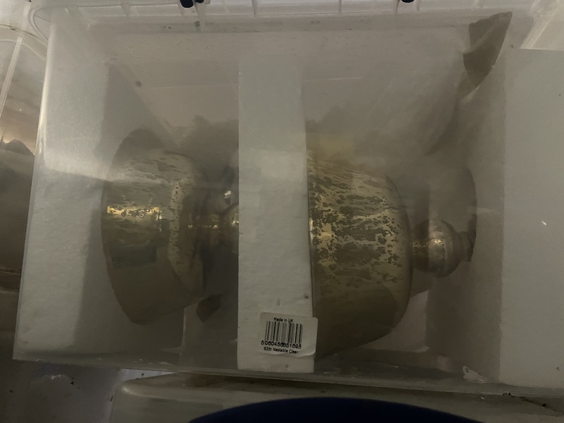 Edgware Self storage unit auction IB-2531