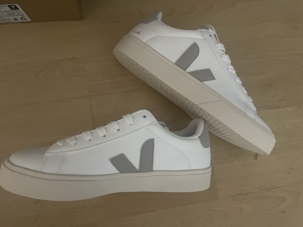 Acton Self storage auction IB-6886