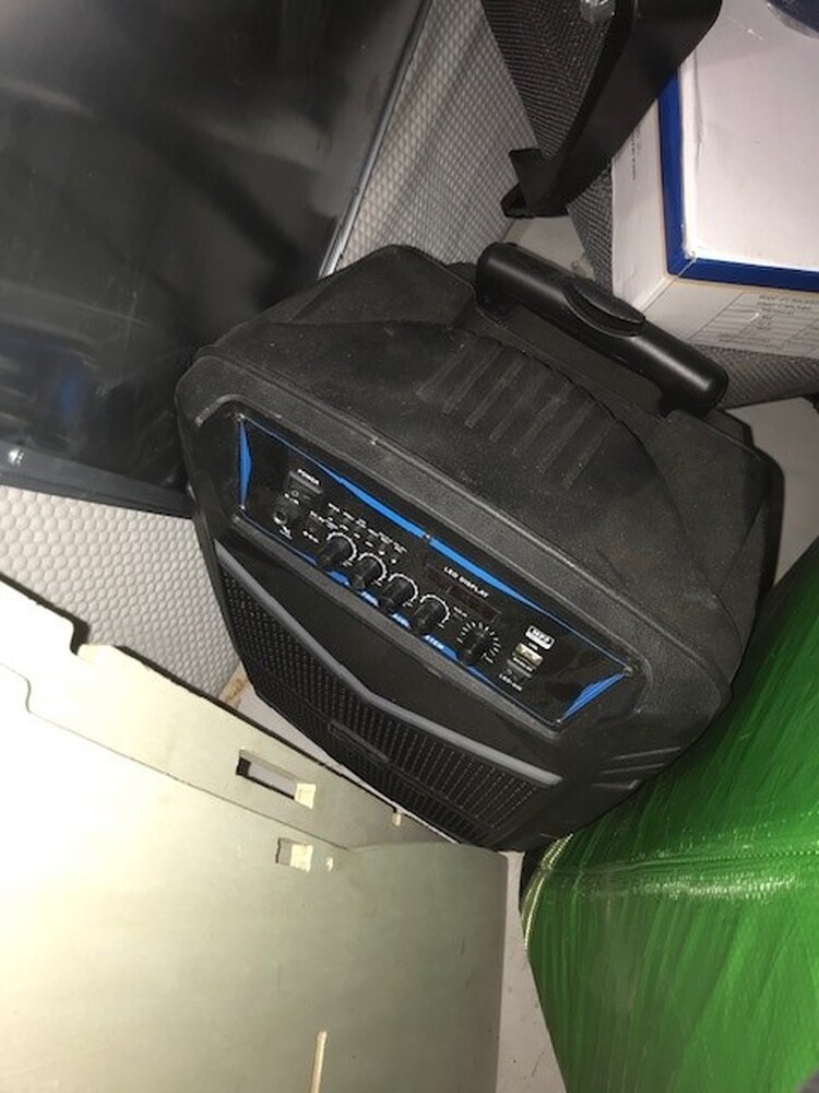 Locked in Self Storage  Self storage unit auction IB-2618