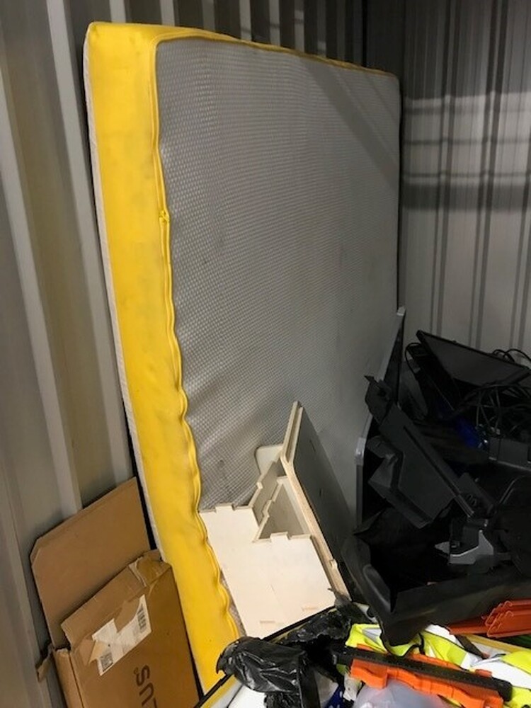 Locked in Self Storage  Storage auction IB-2618