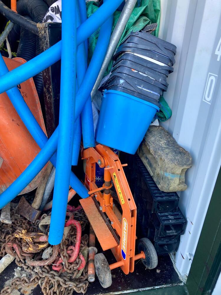 Hadleigh Self Storage Storage auction IB-9015