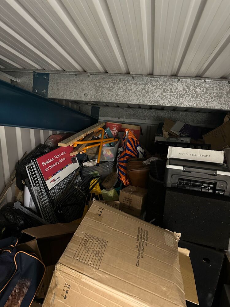 Swindon Self storage unit auction IB-3641