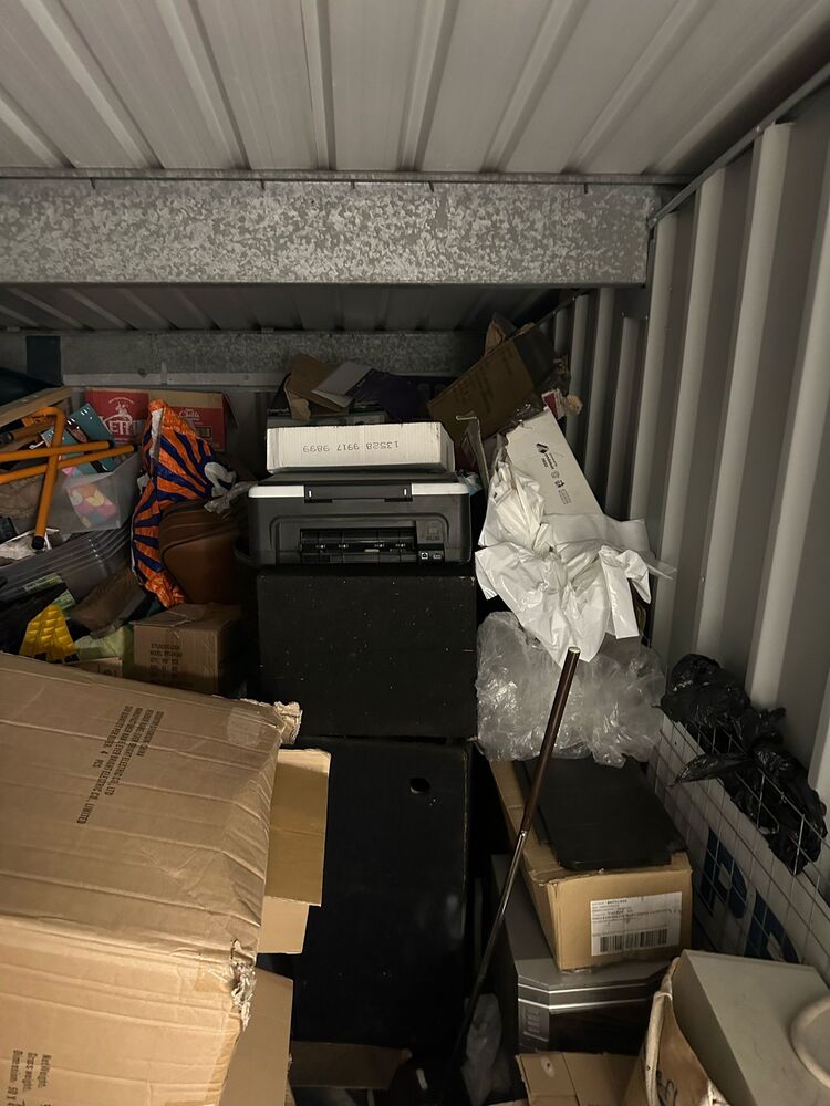 Swindon Storage auction IB-3641