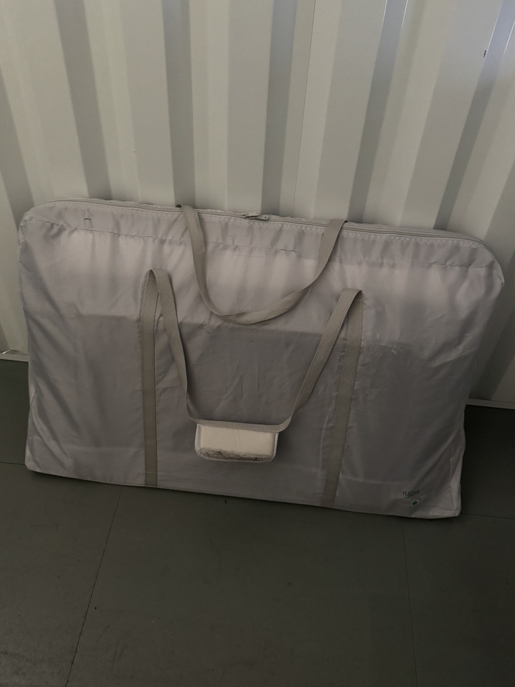 Selby Storage Unit auction IB-6686