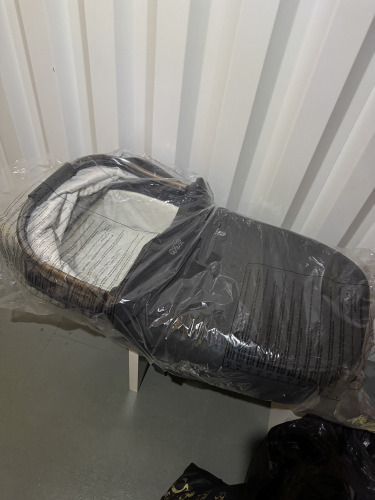 Selby Self storage auction IB-6686