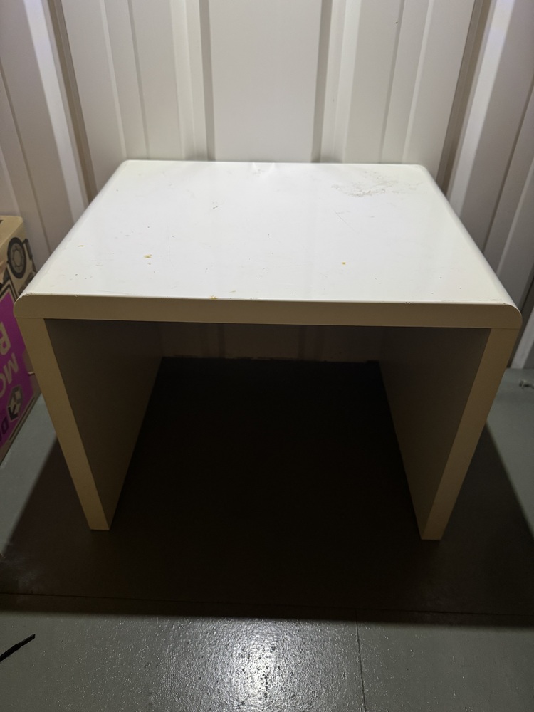 Selby Self storage auction IB-6686 14