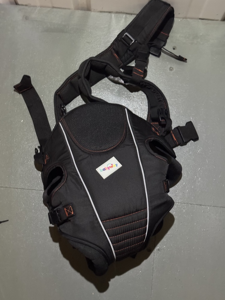 Selby Storage Unit auction IB-6686 12