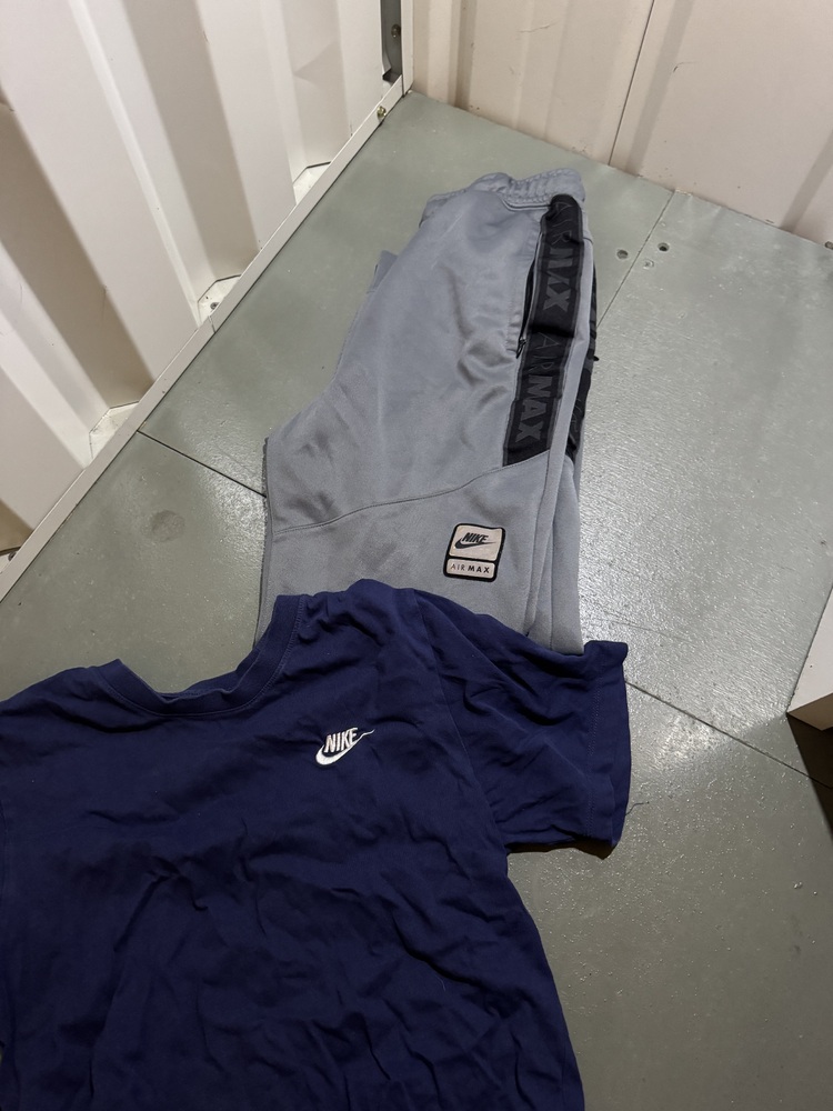 Selby Storage auction IB-6686 50