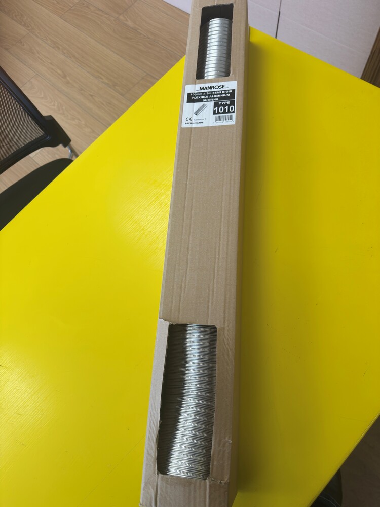 Norwich storage facility unit auction IB-8391